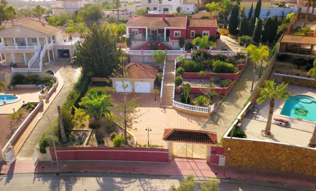 Resale - Villa -
Algorfa - Lomas de La Juliana