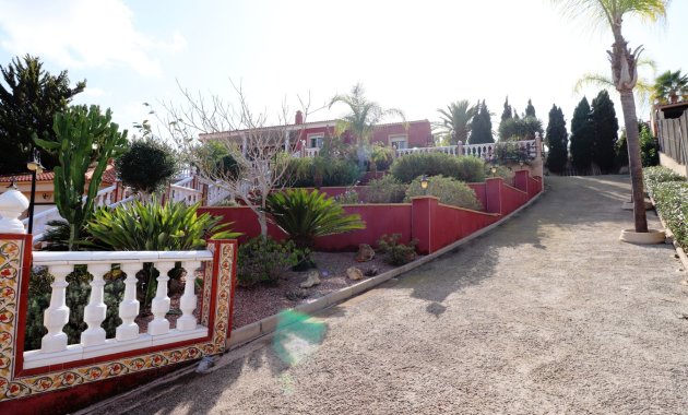 Resale - Villa -
Algorfa - Lomas de La Juliana