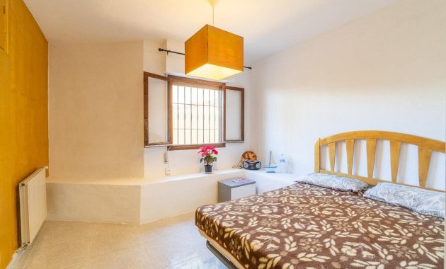 Resale - Villa -
Orihuela Costa - Villamartín