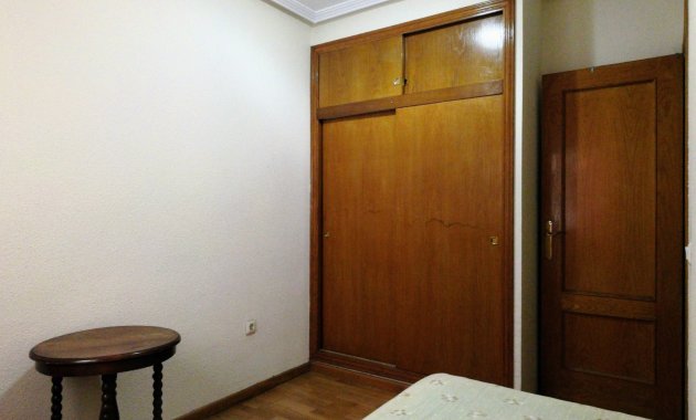 Resale - Apartment / flat -
Torrevieja - Center