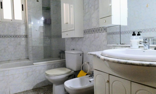 Resale - Apartment / flat -
Torrevieja - Center