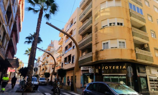 Resale - Apartment / flat -
Torrevieja - Center