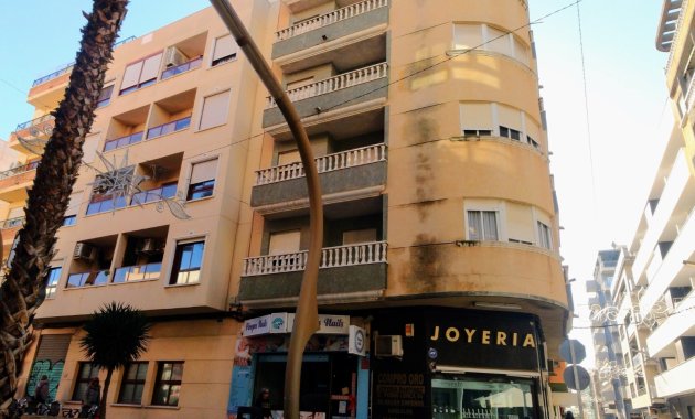 Resale - Apartment / flat -
Torrevieja - Center