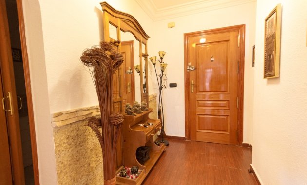 Resale - 1. Apartment / flat -
Los Montesinos