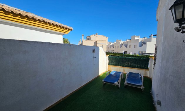 Resale - Townhouse -
Los Altos - Laderas Del Sol