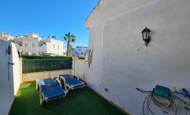 Resale - Townhouse -
Los Altos - Laderas Del Sol