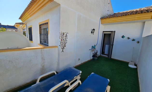 Resale - Townhouse -
Los Altos - Laderas Del Sol