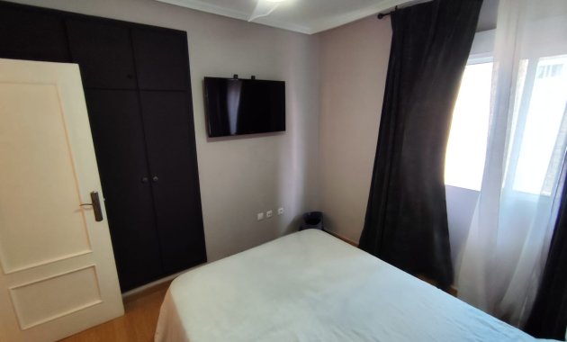 Resale - Apartment / flat -
Torrevieja - Center