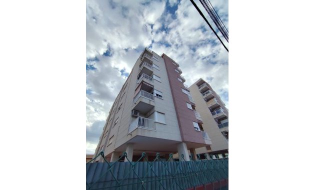 Resale - Apartment / flat -
Torrevieja - Center