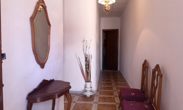 Resale - 2. Town house -
Los Montesinos