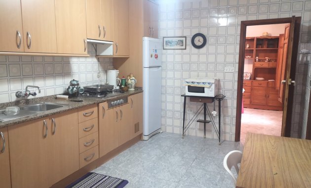 Resale - 2. Town house -
Los Montesinos