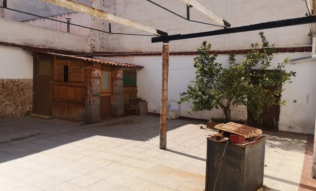 Resale - 2. Town house -
Los Montesinos