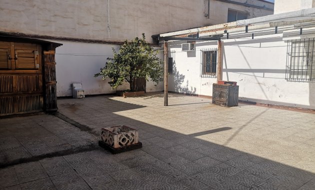 Resale - 2. Town house -
Los Montesinos