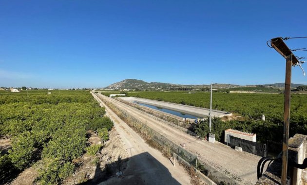 Resale - Villa -
Orihuela