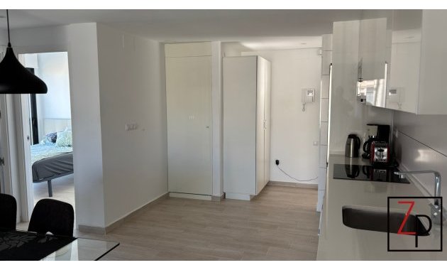 Resale - Apartment / flat -
Orihuela Costa - Villamartín