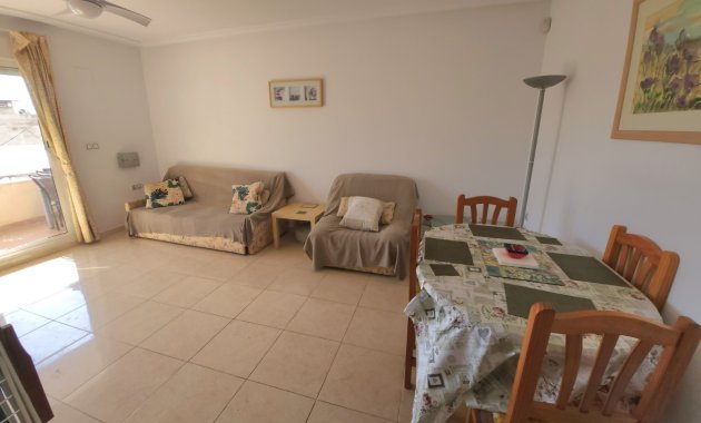 Resale - Apartment / flat -
Almoradí