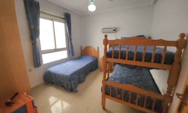 Resale - Apartment / flat -
Almoradí