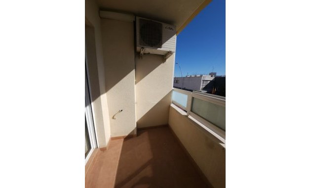 Resale - Apartment / flat -
Almoradí