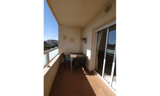 Resale - Apartment / flat -
Almoradí