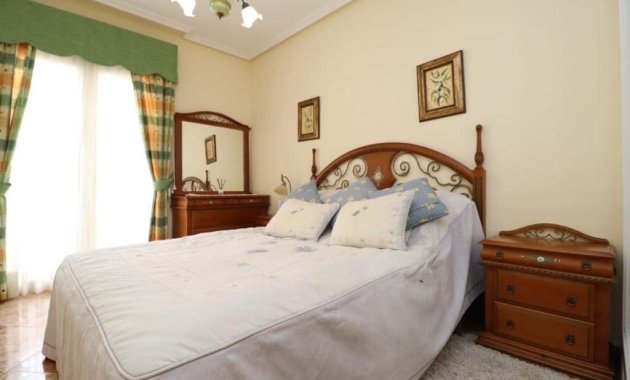 Resale - Townhouse -
Orihuela Costa - Los Altos