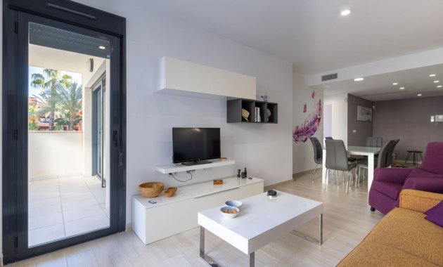 Resale - Apartment / flat -
Orihuela Costa - Villamartín