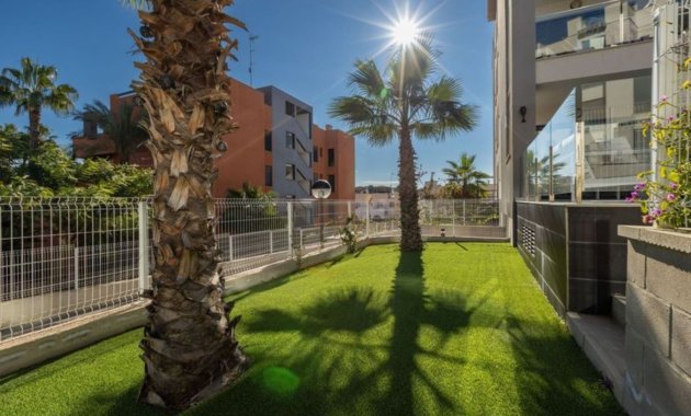 Resale - Apartment / flat -
Orihuela Costa - Villamartín