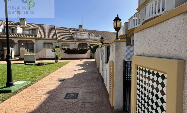 Resale - Townhouse -
Orihuela Costa - La Regia