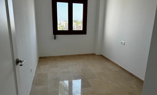 Resale - Townhouse -
Orihuela Costa - Villamartín