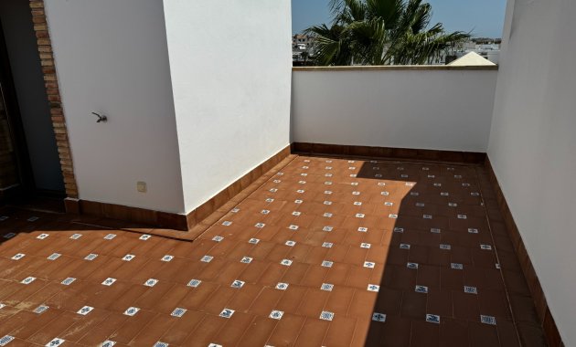 Resale - Townhouse -
Orihuela Costa - Villamartín