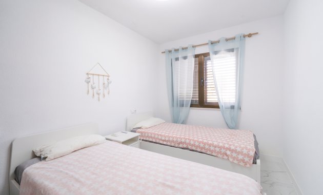 Reventa - Apartamento/ piso -
Orihuela Costa - Playa Flamenca