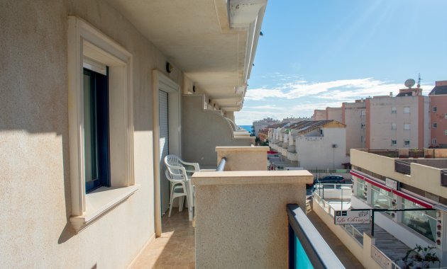 Resale - Apartment / flat -
Orihuela Costa - Campoamor