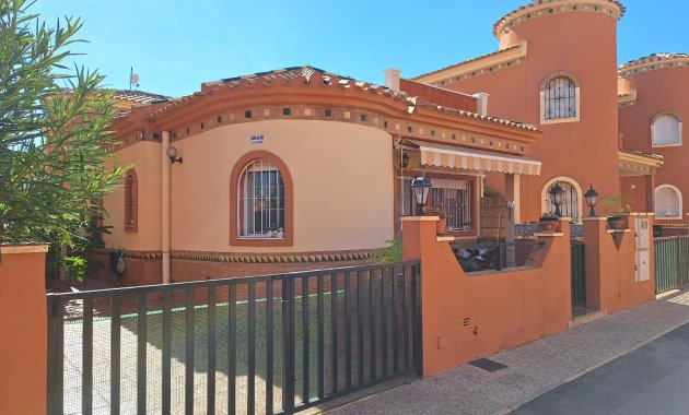 Resale - Villa -
Playa Flamenca - Villas San Luis