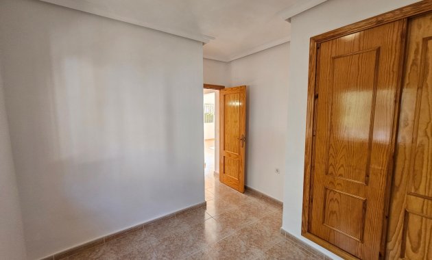 Resale - Villa -
Algorfa - Montemar