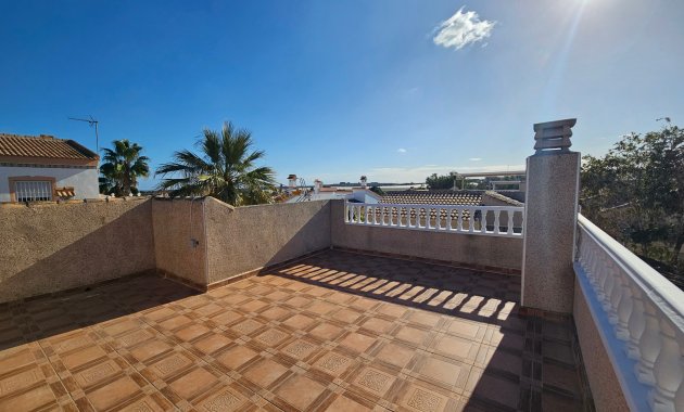 Resale - Villa -
Algorfa - Montemar