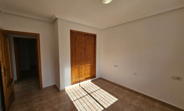 Resale - Villa -
Algorfa - Montemar