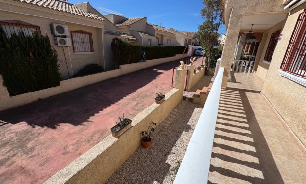 Resale - Villa -
Algorfa - Montemar