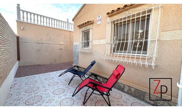 Resale - Villa -
Orihuela Costa - La Florida