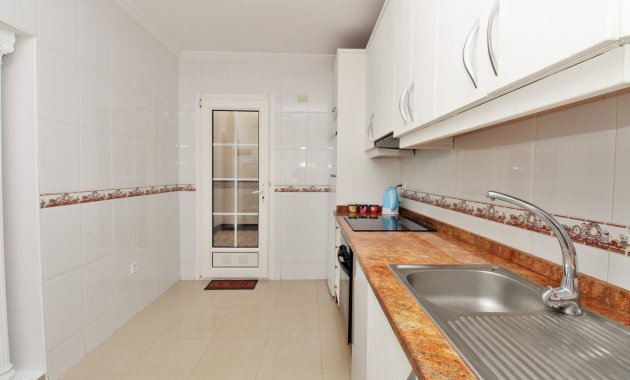 Resale - Apartment / flat -
Villamartín - PAU 8