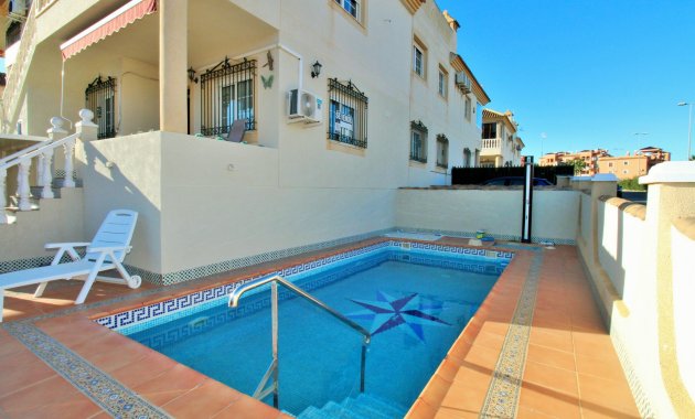 Resale - Apartment / flat -
Villamartín - PAU 8