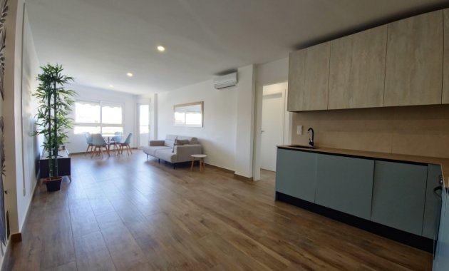 Resale - Apartment / flat -
Torrevieja - El Acequión - Los Náufragos