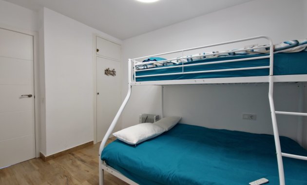 Resale - Apartment / flat -
Torrevieja - El Acequión - Los Náufragos