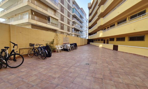 Resale - Apartment / flat -
Torrevieja - El Acequión - Los Náufragos