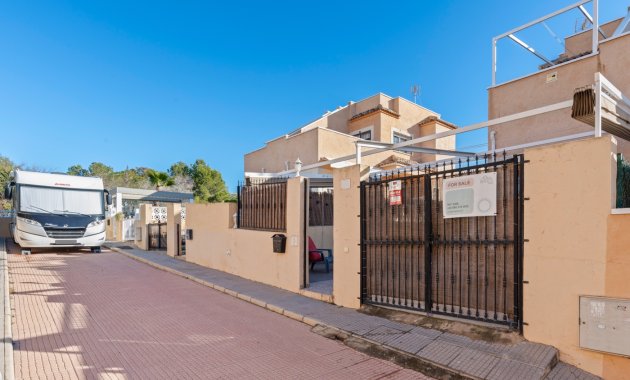 Resale - Townhouse -
San Fulgencio - La Marina