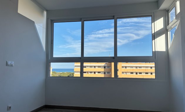 Reventa - Apartamento/ piso -
Guardamar del Segura - Pinomar