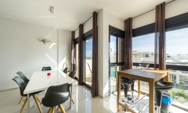 Resale - Penthouse -
Orihuela Costa - Villamartín