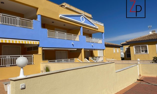 Resale - Apartment / flat -
Pilar de la Horadada - Mil Palmeras