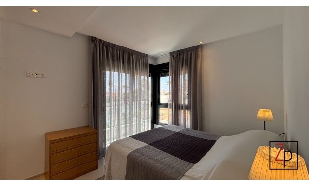 Reventa - Villa -
Ciudad Quesada - Doña Pepa