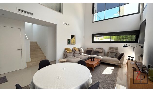 Reventa - Villa -
Ciudad Quesada - Doña Pepa