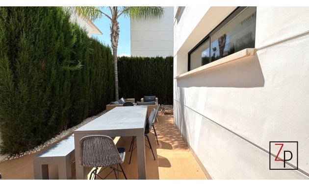 Reventa - Villa -
Ciudad Quesada - Doña Pepa