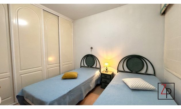 Reventa - Bungalow -
Orihuela Costa - Playa Flamenca